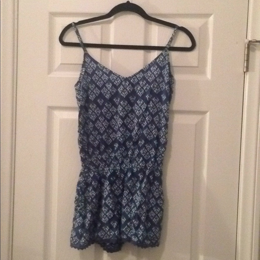 Hollister romper